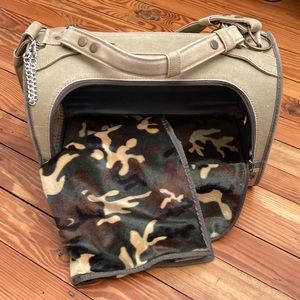 Pet Flys small pet carrier